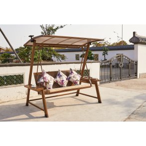 Odivelas Hngestol, Tr